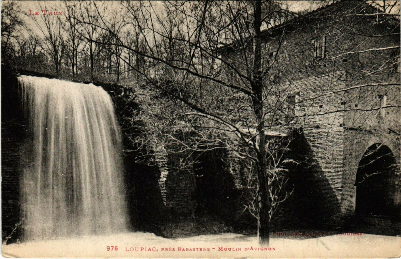Vue ancienne du village de Loupiac